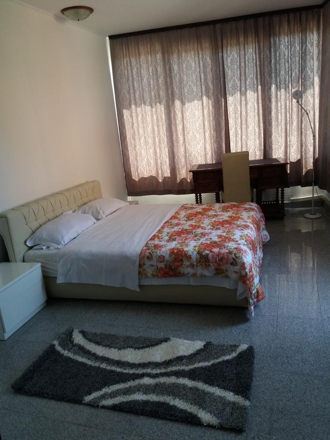 Rooms Laura เมดูลิน ภายนอก รูปภาพ